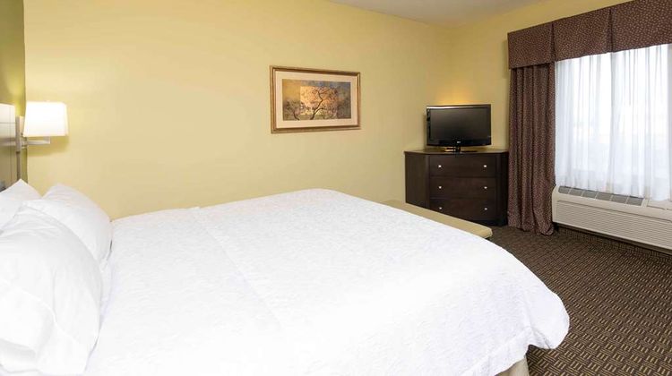 Hampton Inn & Suites Danville Room