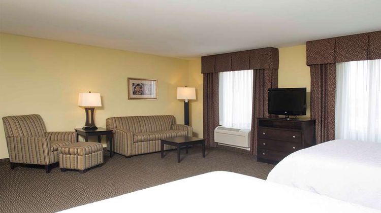 Hampton Inn & Suites Danville Room