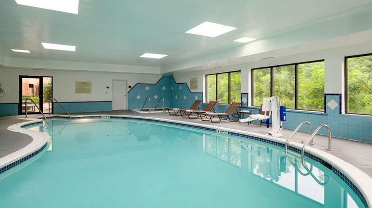 Hampton Inn Danville Pool