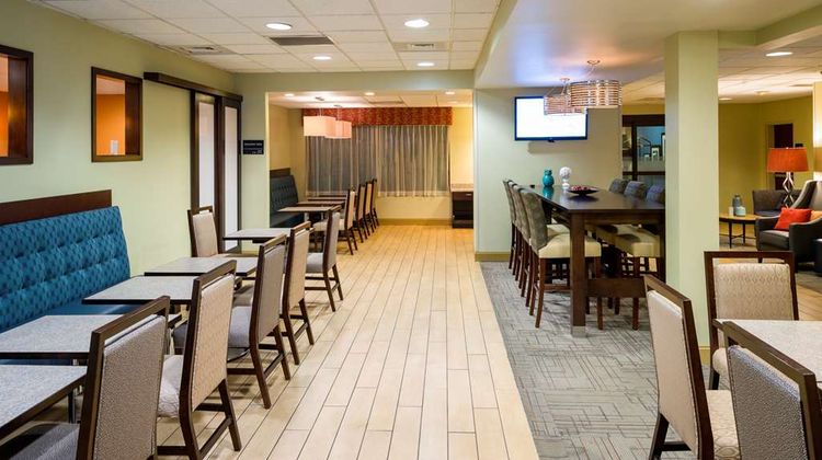 Hampton Inn Danville Lobby