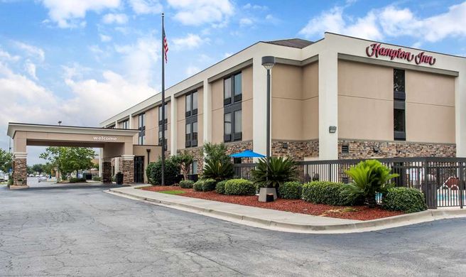 Hampton Inn Douglas Exterior