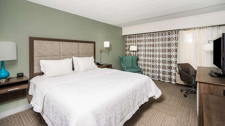 Hampton Inn Dover Room