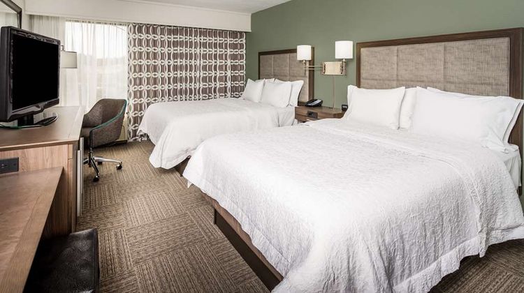 Hampton Inn Dover Room