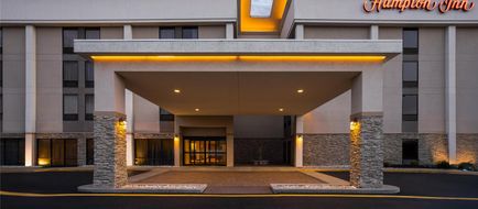 Hampton Inn Dover Exterior