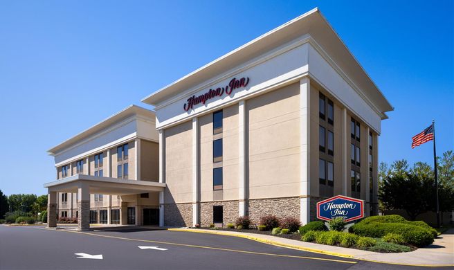Hampton Inn Dover Exterior