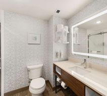 Hampton Inn Milford Room