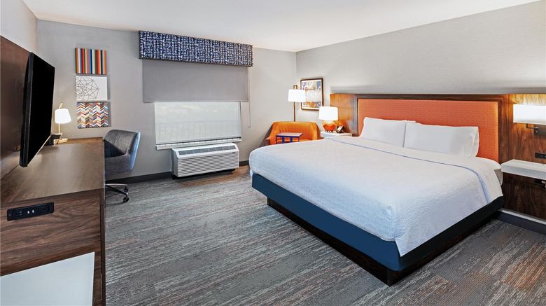 <b>Hampton Inn & Suites Del Rio Room</b>. Images powered by <a href="https://iceportal.shijigroup.com/" title="IcePortal" target="_blank">IcePortal</a>.