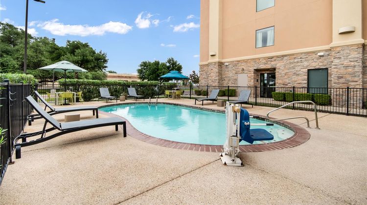 Hampton Inn Uvalde Pool
