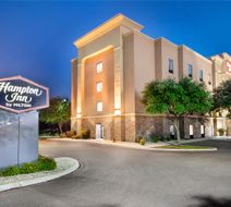 Hampton Inn Uvalde Exterior
