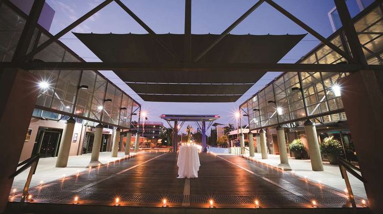 DoubleTree by Hilton Esplanade Darwin Exterior