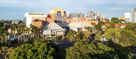 DoubleTree by Hilton Esplanade Darwin Exterior
