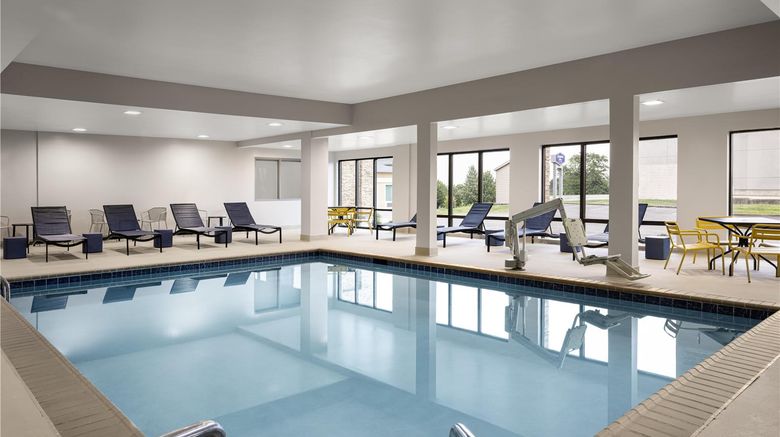 <b>Hampton Inn Dry Ridge Pool</b>. Images powered by <a href="https://iceportal.shijigroup.com/" title="IcePortal" target="_blank">IcePortal</a>.