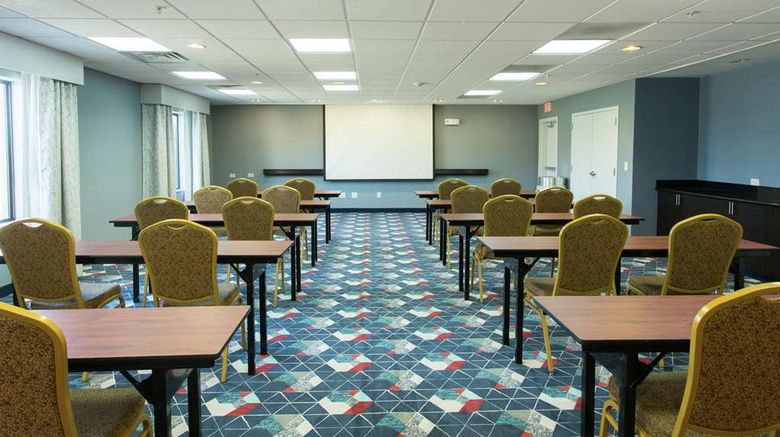 <b>Hampton Inn & Suites Ankeny Meeting</b>. Images powered by <a href="https://iceportal.shijigroup.com/" title="IcePortal" target="_blank">IcePortal</a>.