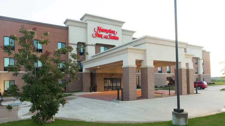 <b>Hampton Inn & Suites Ankeny Exterior</b>. Images powered by <a href="https://iceportal.shijigroup.com/" title="IcePortal" target="_blank">IcePortal</a>.