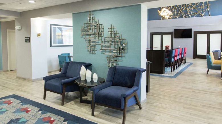 <b>Hampton Inn & Suites Ankeny Lobby</b>. Images powered by <a href="https://iceportal.shijigroup.com/" title="IcePortal" target="_blank">IcePortal</a>.