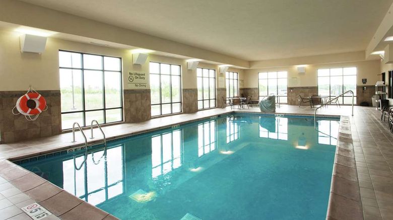 <b>Hampton Inn & Suites Ankeny Pool</b>. Images powered by <a href="https://iceportal.shijigroup.com/" title="IcePortal" target="_blank">IcePortal</a>.