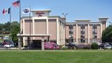 <b>Hampton Inn Des Moines Airport Exterior</b>. Images powered by <a href="https://iceportal.shijigroup.com/" title="IcePortal" target="_blank">IcePortal</a>.