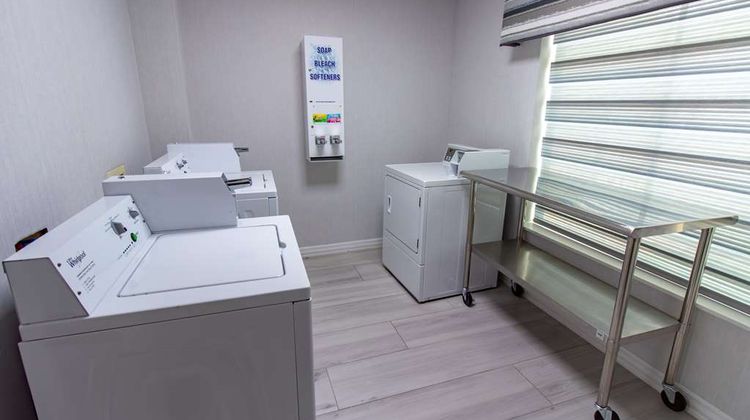 Hampton Inn & Suites Denton Other