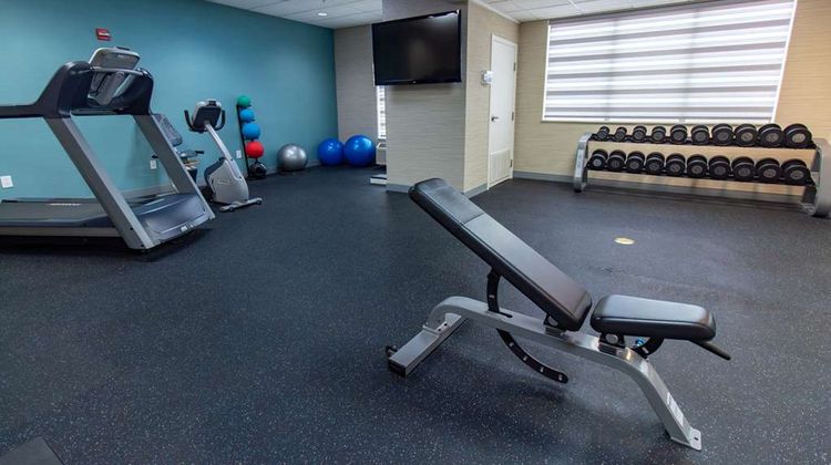 Hampton Inn & Suites Denton Health