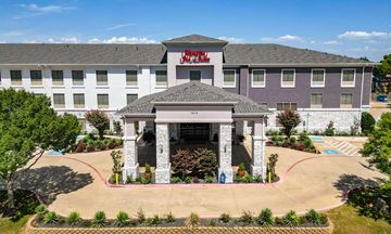 Hampton Inn & Suites Denton