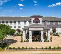 Hampton Inn & Suites Denton Exterior