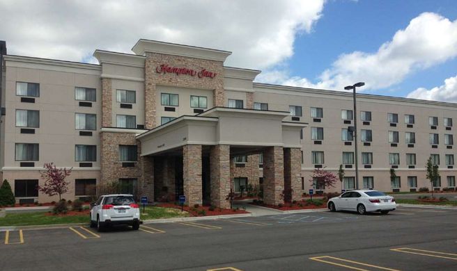 Hampton Inn Detroit/Auburn Hills South Exterior