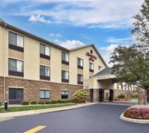 Hampton Inn by Hilton Detroit/Belleville Exterior