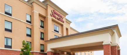 Hampton Inn & Stes Detroit/Chesterfield Exterior