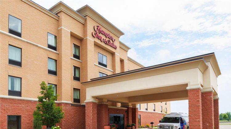 Hampton Inn & Stes Detroit/Chesterfield Exterior