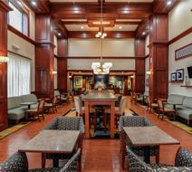 Hampton Inn & Stes Detroit/Chesterfield Lobby
