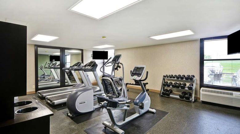 <b>Hampton Inn Madison Hts Health</b>. Images powered by <a href="https://iceportal.shijigroup.com/" title="IcePortal" target="_blank">IcePortal</a>.