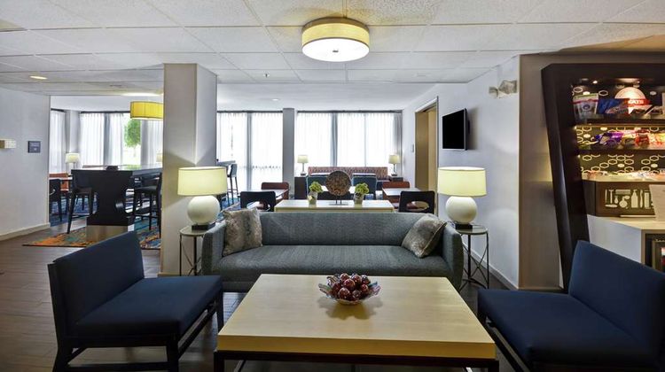 Hampton Inn Madison Hts Lobby