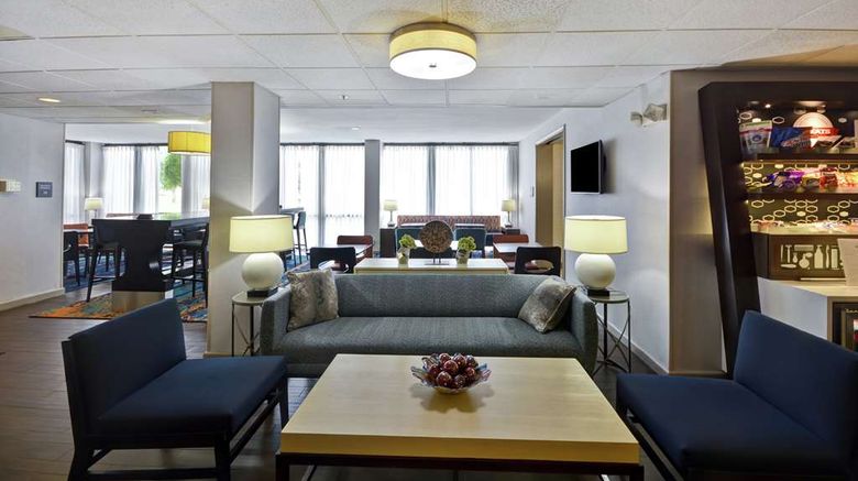 <b>Hampton Inn Madison Hts Lobby</b>. Images powered by <a href="https://iceportal.shijigroup.com/" title="IcePortal" target="_blank">IcePortal</a>.