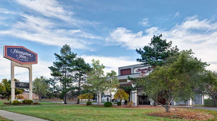 Hampton Inn Madison Hts Exterior