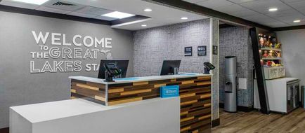 Hampton Inn Detroit-Northville Lobby
