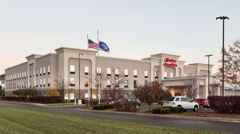 Hampton Inn  and  Suites Sterling Heights Exterior. Images powered by <a href="https://iceportal.shijigroup.com" target="_blank" rel="noopener">Ice Portal</a>.