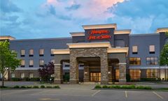 Hampton Inn & Suites Sterling Heights