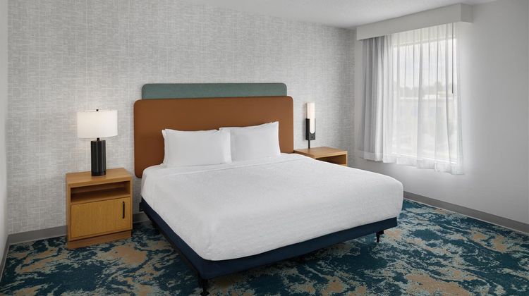 Hampton Inn & Suites Sterling Heights Room