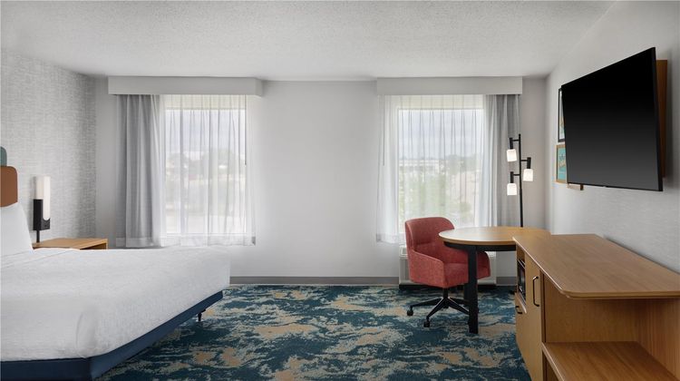 Hampton Inn & Suites Sterling Heights Room