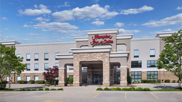 Hampton Inn & Suites Sterling Heights Exterior