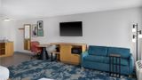 Hampton Inn & Suites Sterling Heights Room