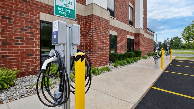 <b>Hampton Inn Detroit/Utica-Shelby Twnsp Exterior</b>. Images powered by <a href="https://iceportal.shijigroup.com/" title="IcePortal" target="_blank">IcePortal</a>.