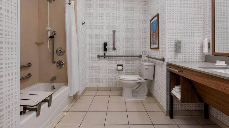 Hampton Inn Detroit/Southgate Room