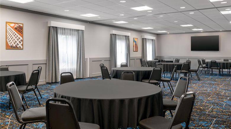 <b>Hampton Inn Detroit/Southgate Meeting</b>. Images powered by <a href="https://iceportal.shijigroup.com/" title="IcePortal" target="_blank">IcePortal</a>.