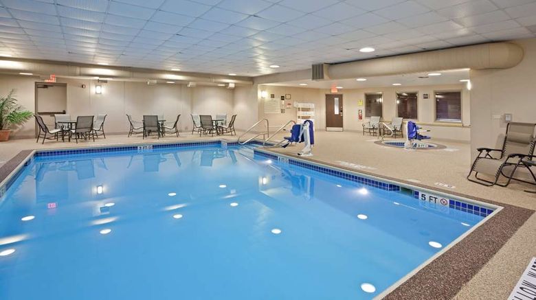 <b>Hampton Inn-DuBois Pool</b>. Images powered by <a href="https://iceportal.shijigroup.com/" title="IcePortal" target="_blank">IcePortal</a>.