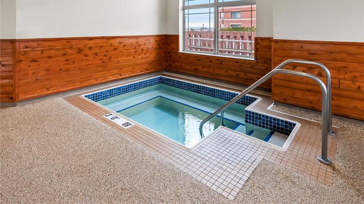 Hampton Inn Duluth Pool