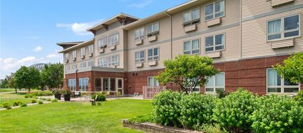 Hampton Inn Duluth Exterior