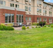 Hampton Inn Duluth Exterior
