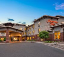 Hampton Inn Duluth Exterior