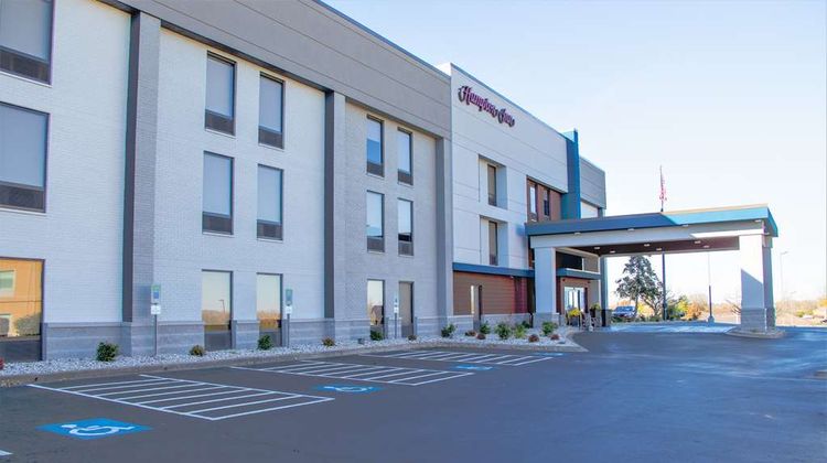 Hampton Inn Danville Exterior